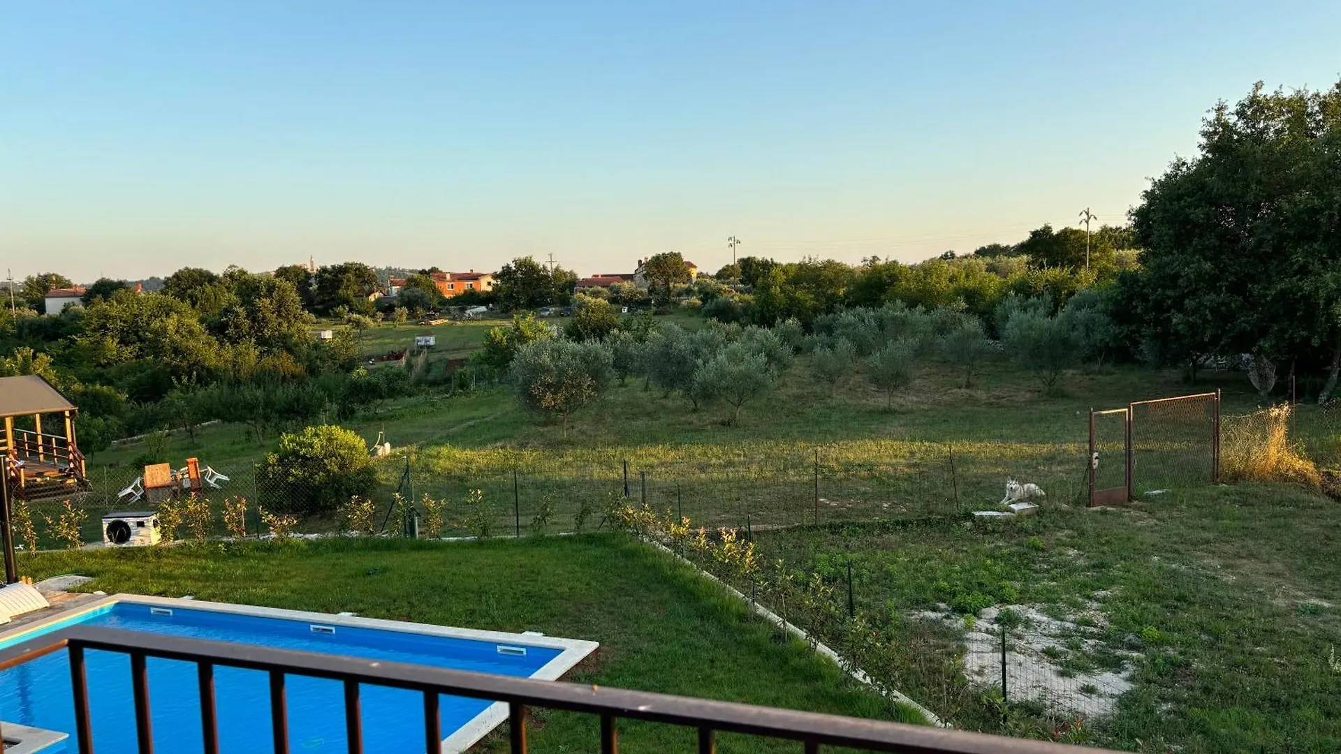 Villa Francesca, Buje Kastel